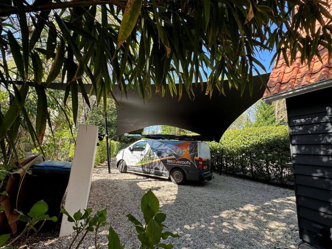Project Aerdenhout – Een Texstyleroofs Carport die Design en Functionaliteit Combineert